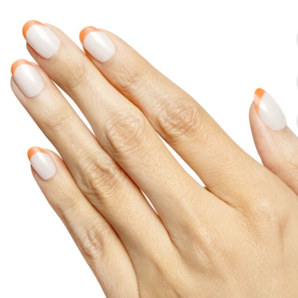 Olive & June Maximalist Instant Mani Press-On Nails - Bounce Back Chrome French